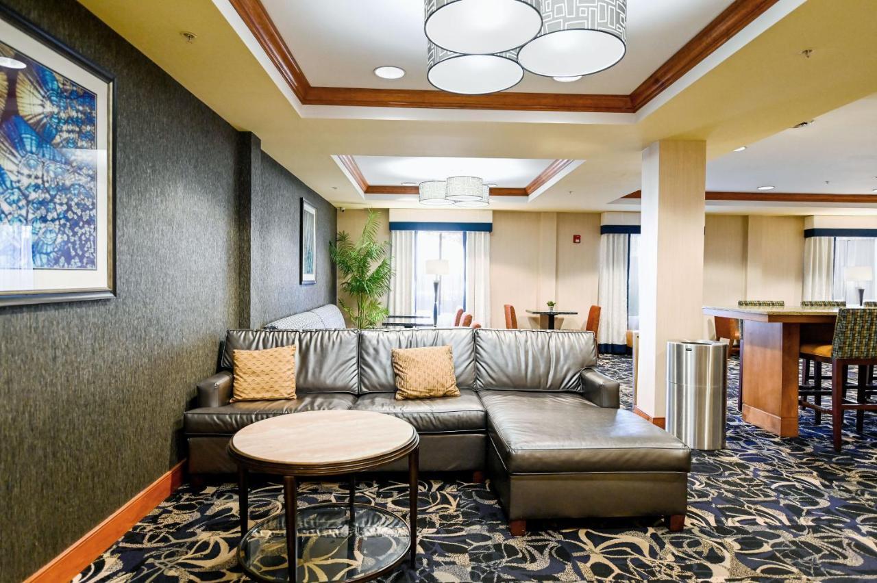 Holiday Inn Express Ashland By Ihg Extérieur photo