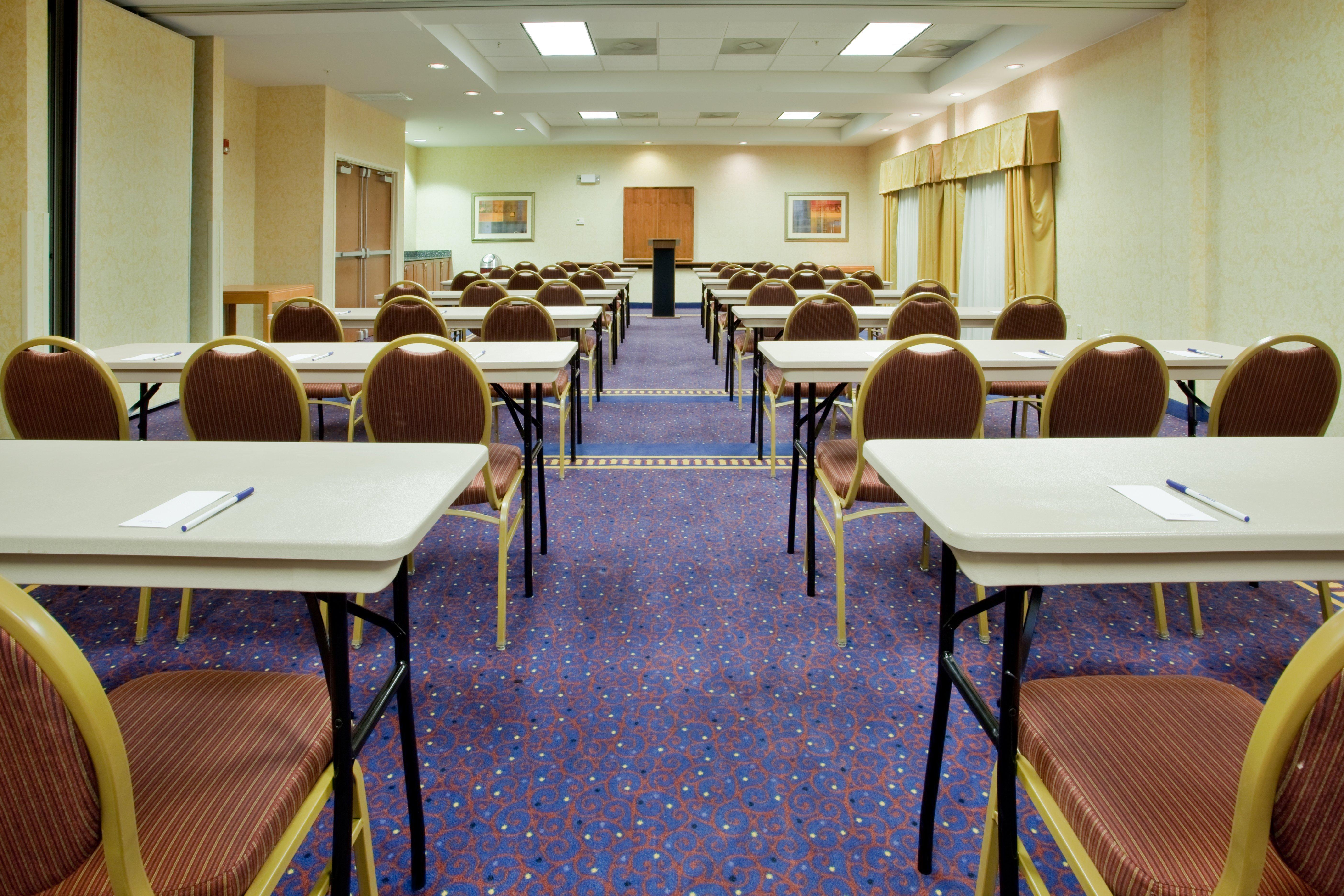 Holiday Inn Express Ashland By Ihg Extérieur photo