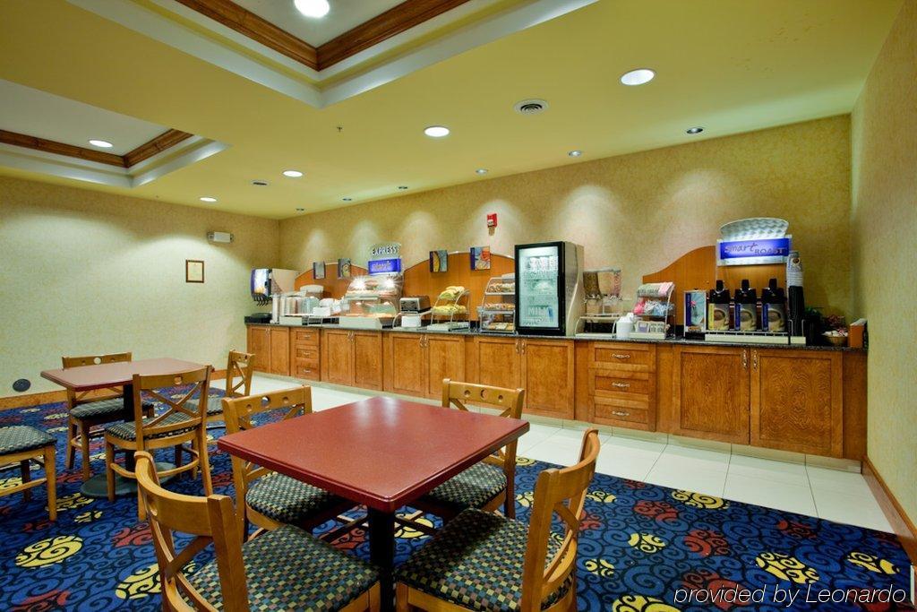 Holiday Inn Express Ashland By Ihg Restaurant photo